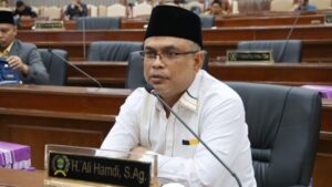 Ali Hamdi, Ketua Fraksi PKS DPRD Kaltim