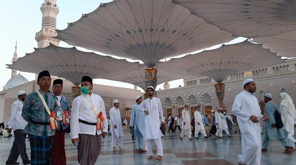 Jamaah Haji di Masjid Nabawi