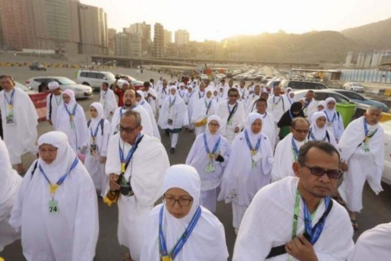 Jamaah Haji Malaysia Berangkat Ke Makkah