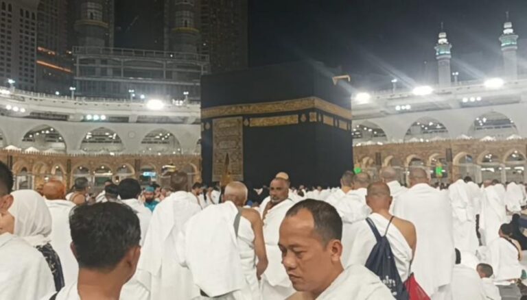 Jamaah Umroh di Masjidil Haram
