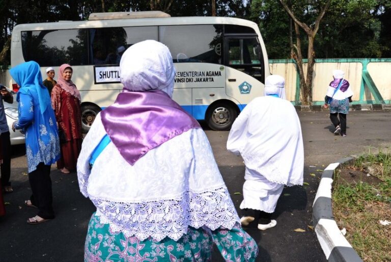 Ilustrasi Jamaah Haji Wanita Saat Usai Ibadah di Tanah Suci