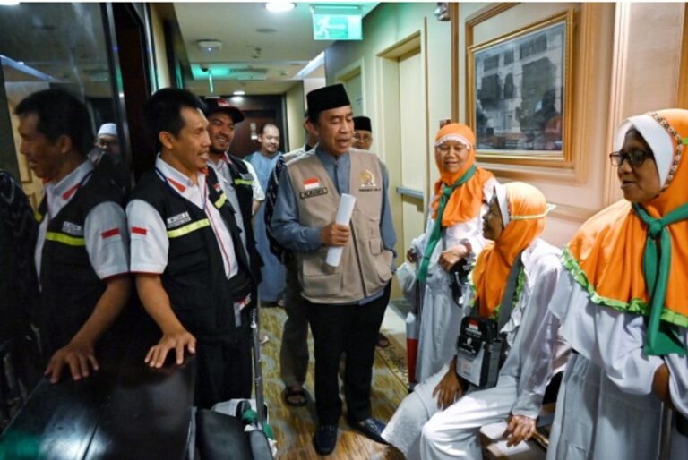 Ketua Komisi VIII DPR Ashabul Kahfi Saat Memimpin Timwas