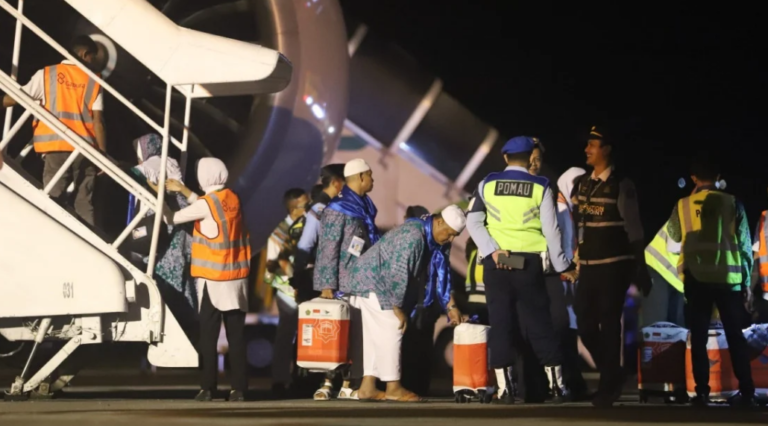 Ilustrasi Sambut Kedatangan Jamaah Haji di Bandara Aceh