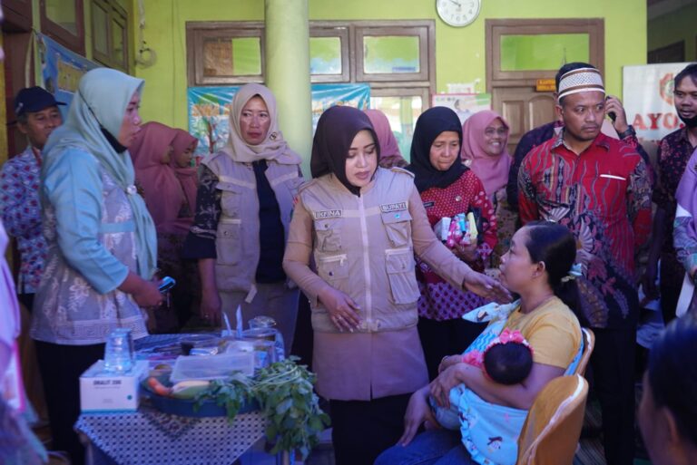 Ikfina Fahmawati, Bupati Mojokerto