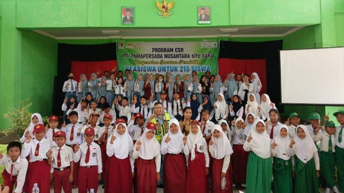 pama baya berikan beasiswa