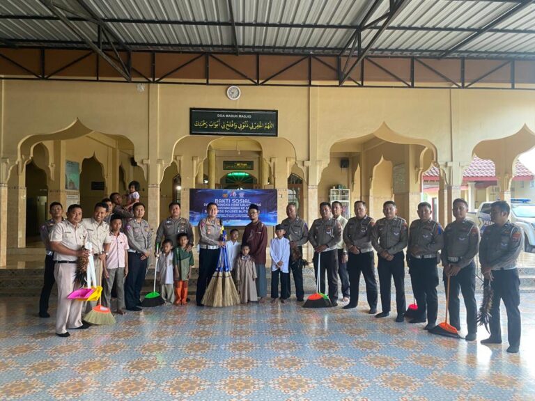 Satlantas Polres Blitar Kota Berikan Bantuan di Rumah Ibadah