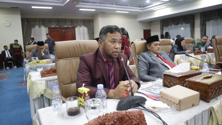 Amir Tosina, Ketua Komisi III DPRD Bontang