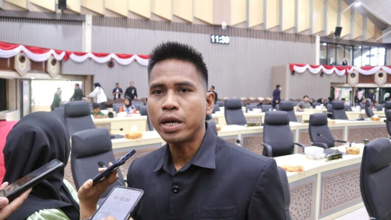 dprd kaltim sutomo