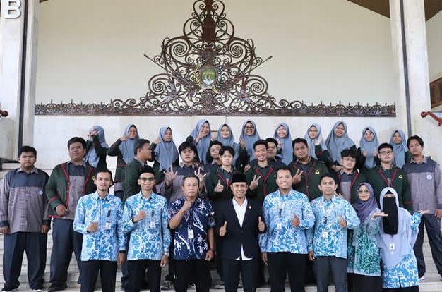 Encik Wardani