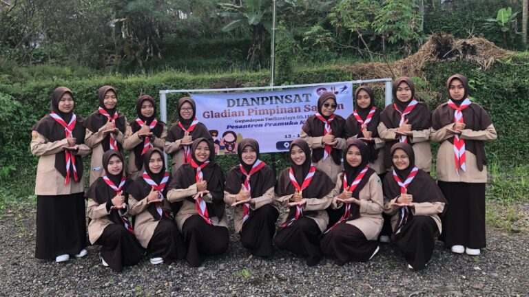 Gladian Pimpinan Satuan