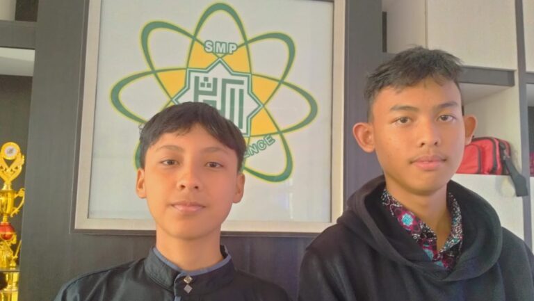 Raka dan Musyaffa SMP QSBS Al-Kautsar 561 Tasikmalaya