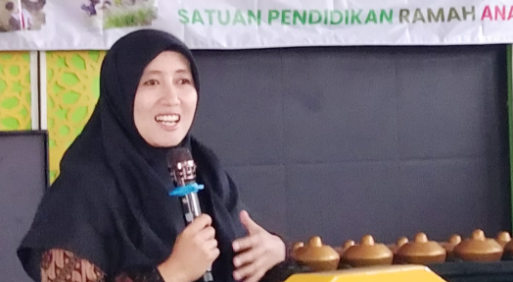 Dr. Lina Marlina, alumni SMP Negeri 1 Cisayong