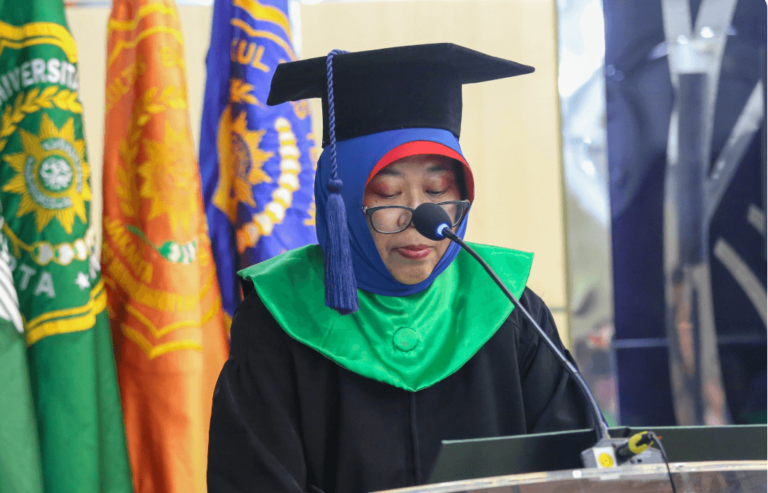 Prof Ari Widyati Purwantiasning