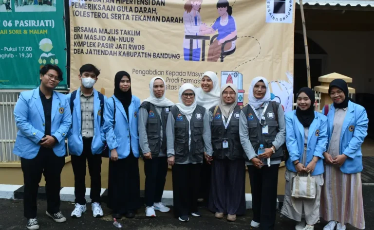 PkM Prodi Farmasi Unisba - Lanny Mulqie