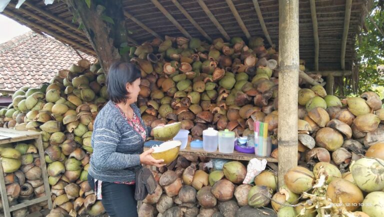 Pemanfaatan Limbah Kelapa Muda