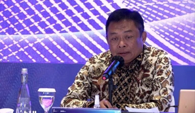 Dirut Telkom, Ririek Ardiansyah