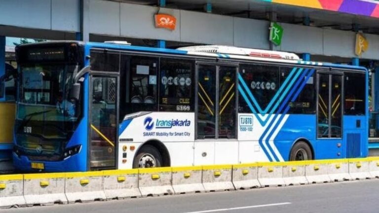 Penolakan kenaikan tarif TransJakarta