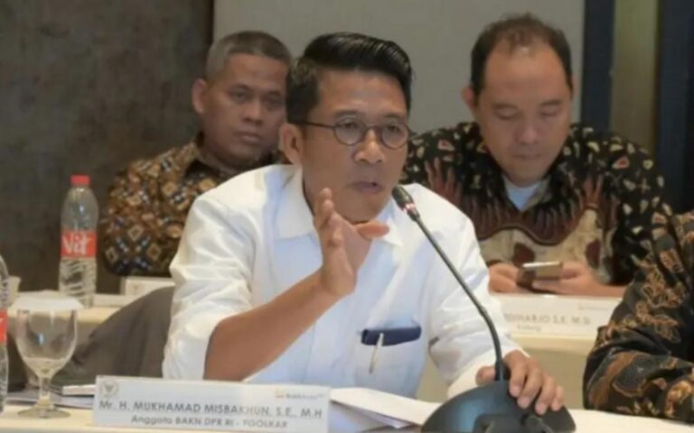 Mukhamad Misbakhun, Ketua Komisi XI DPR RI dari Fraksi Partai Golkar