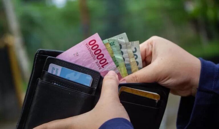 UMK tertinggi Jawa Barat 2025
