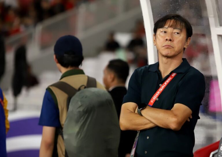 Shin Tae-yong vs Kim Sang-sik Piala AFF 2024