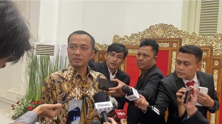 Prasetyo Hadi, Mensetneg