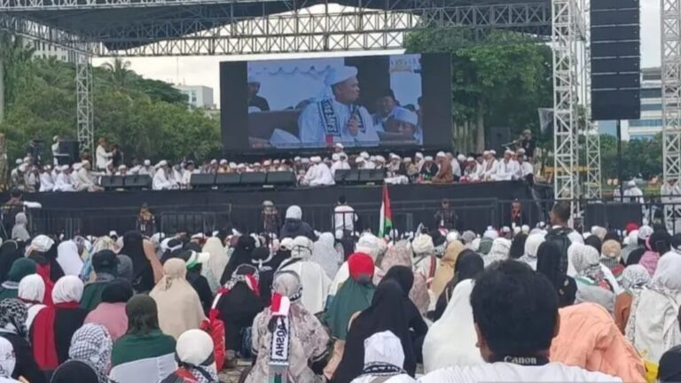 Reuni Akbar PA 212 di Monas 2024