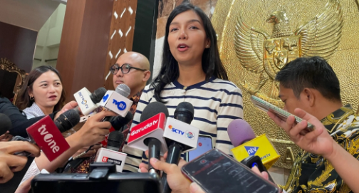 Anggota KPU RI Astri Megatari
