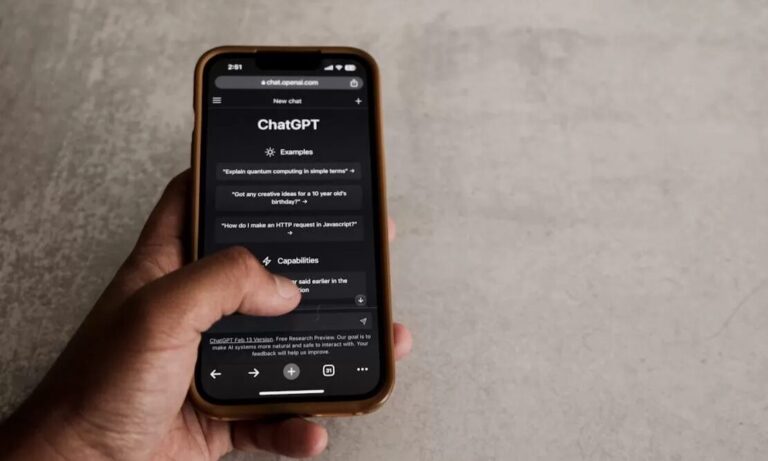 Fitur Baru ChatGPT di WhatsApp 2025