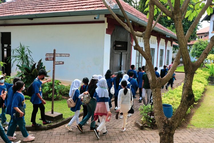 Dampak Larangan Study Tour bagi Pendidikan dan Ekonomi