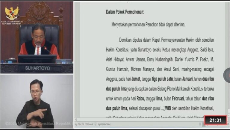 Hakim MK Suhartoyo saat membacakan putusan dismissal gugatan Isran-Hadi terhadap KPU, Live streaming Mahkamah Konstitusi