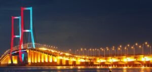 Polemik Jembatan Suramadu 2025