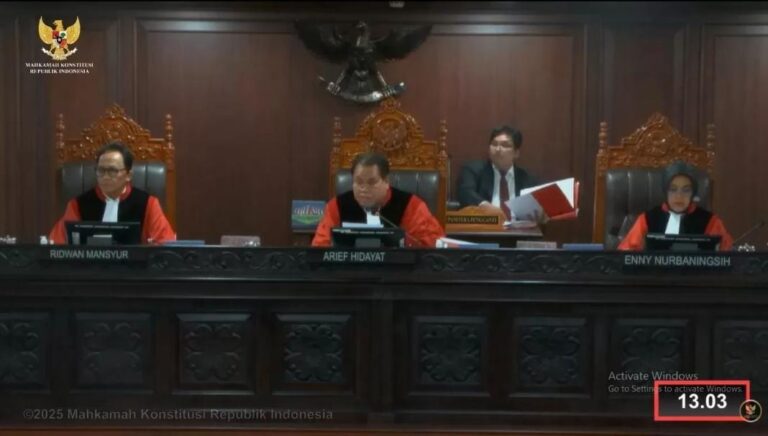 Sengketa Pilgub Kaltim dan Demokrasi Indonesia