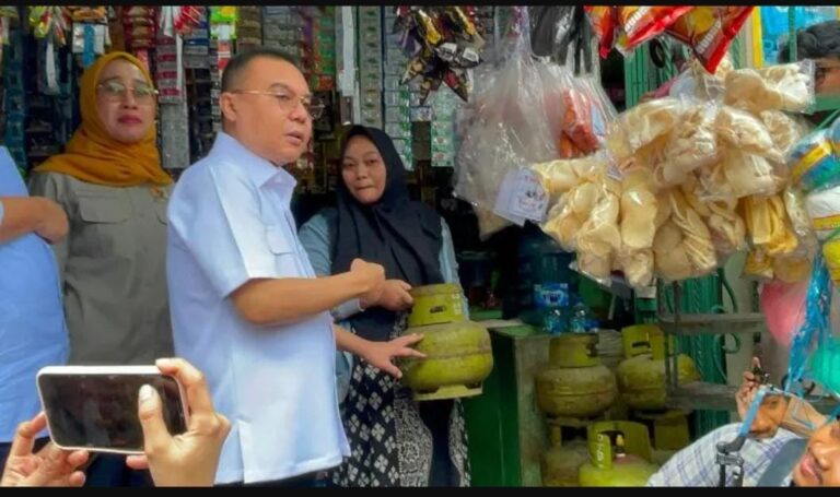 Wakil Ketua DPR RI Sufmi Dasco Ahmad bersama sejumlah pimpinan komisi lakukan sidak dan sosialisasi sub pangkalan elpiji 3 kg