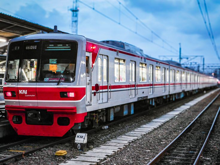 Kereta Rel Listrik (KRL)