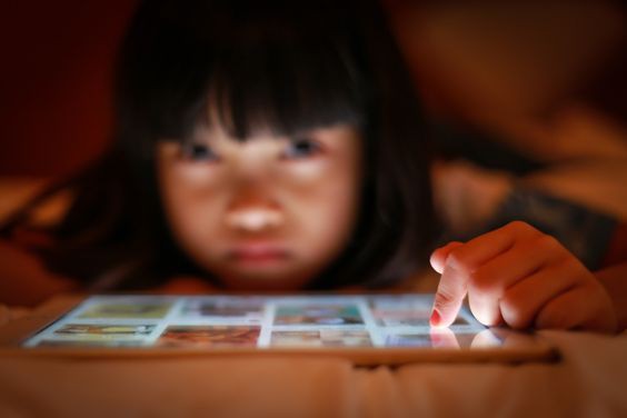 Percepatan Regulasi Perlindungan Anak Digital