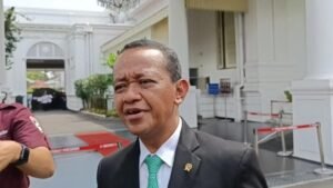 Skandal Gelar Akademik Bahlil Lahadalia