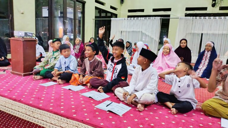 Kuliah Subuh Pesantren Pramuka Khalifa
