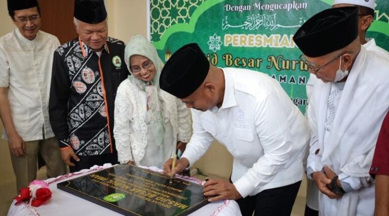 Bupati Kukar Edi Damansyah resmikan Masjid Nurul Iman di Muara Kaman