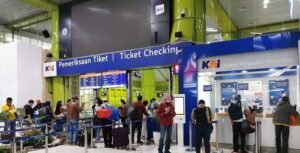 Tiket kereta api mudik Lebaran 2025