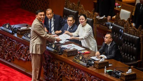 UU TNI,Militerisasi Sipil,Demokrasi Indonesia,Politik Sipil,Reformasi 1998,