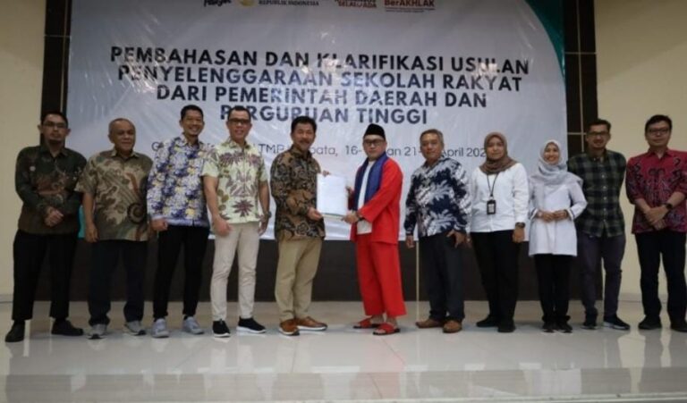 Sekda Kukar saat Hadiri Pembahasan Usulan Sekolah Rakyat di Jakarta (.ist)