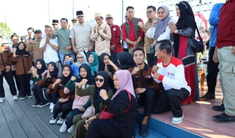 Bupati Kutai Kartanegara (Kukar) Edi Damansyah meresmikan Pelataran atau Teras Kota Bangun Ulu, Kecamatan Kota Bangun