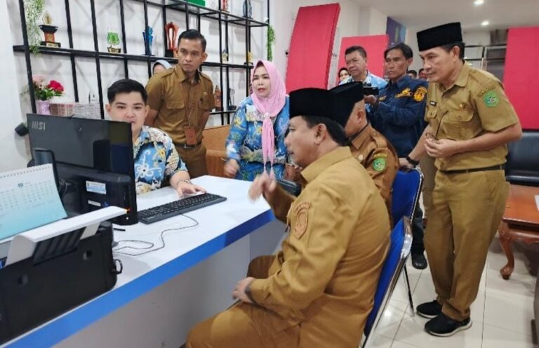 Sekretaris Daerah (Sekda) Kabupaten Kutai Kartanegara (Kukar) Dr. H Sunggono