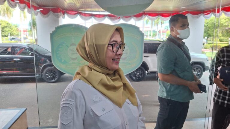 Kepala Dinas Kesbangpol Kukar, Rinda Desianti
