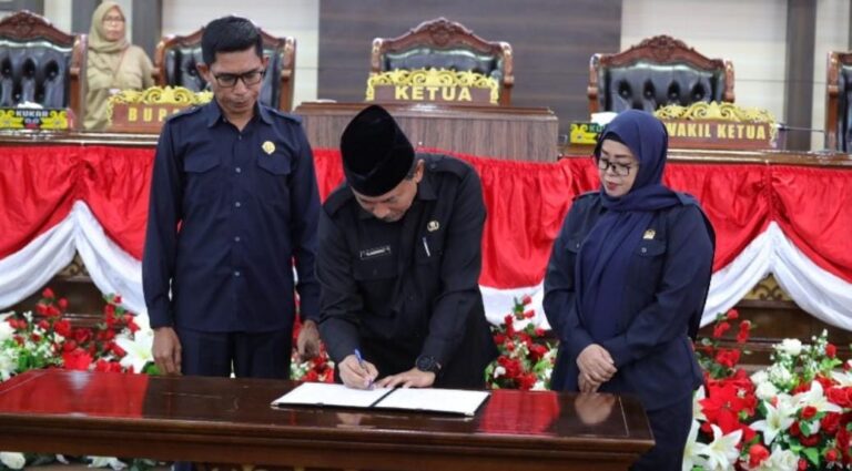 LKPJ Bupati Kukar Tahun 2024 dan capaian PAD