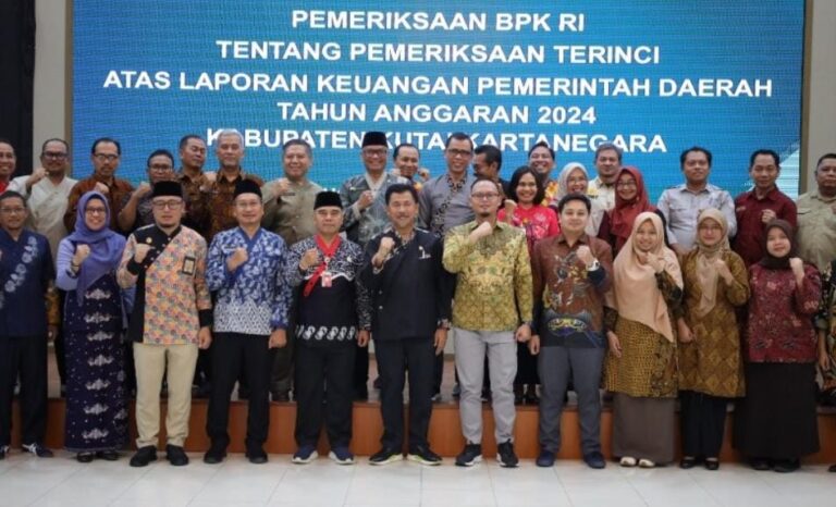Sekda Kukar Dr. H Sunggono lepas purna tugas Edy Mardian dari BPBD Kukar