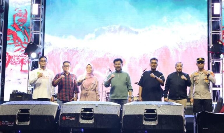 Pesta Laut Pesisir Nusantara 2025 di Samboja Kukar