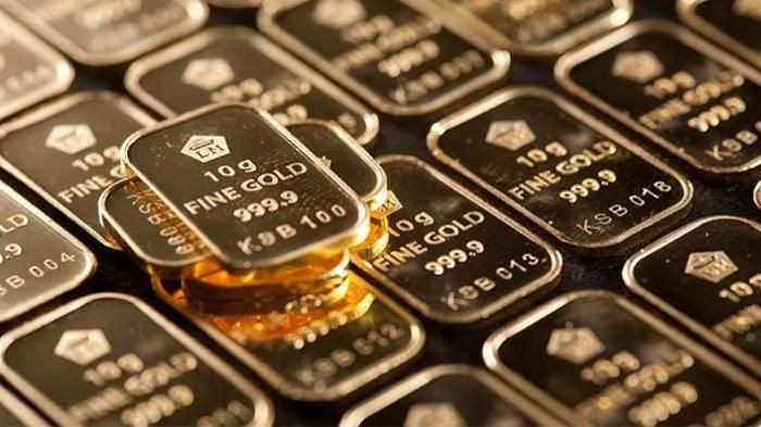 Harga Emas Dunia Terkoreksi Pasca Rekor Tertinggi