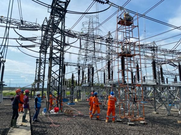 PT PLN (Persero)