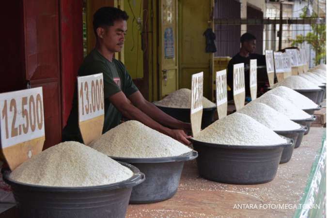 Harga beras Indonesia naik saat pasar global turun
